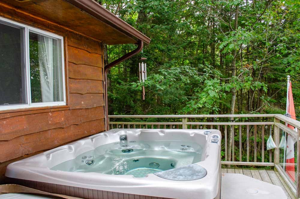 Haliburton cabin rentals with hot tubs