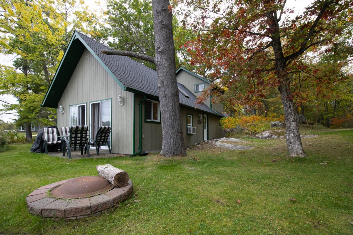 Welcome to Log Cabin!