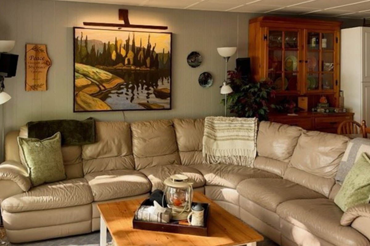 Couples' getaway cottages