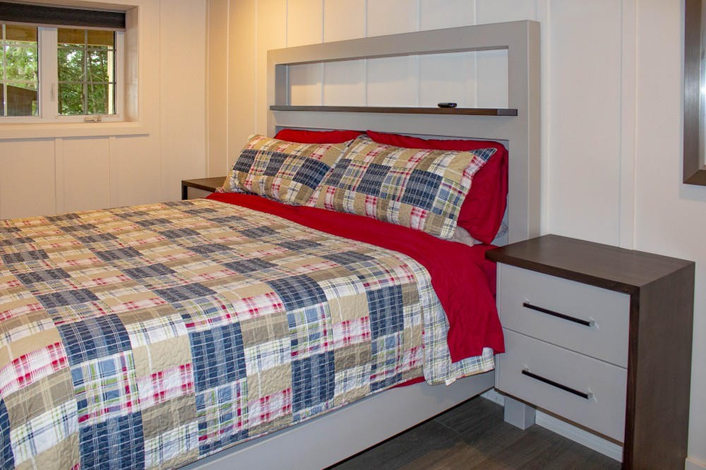 Ontario 5 bedroom cottage rentals with AC