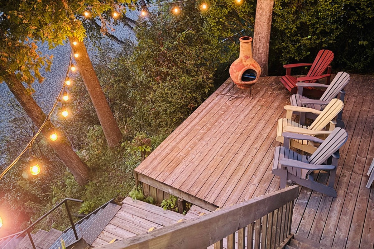 Deck