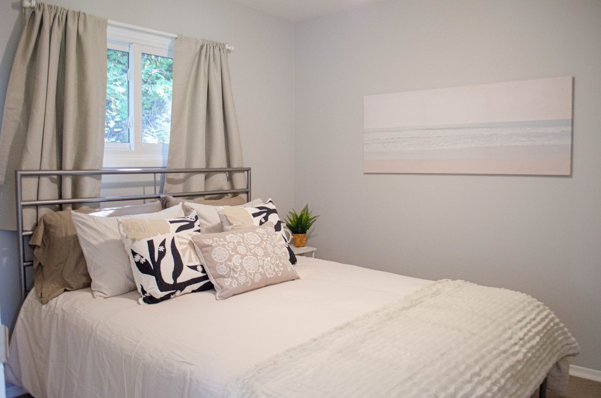 Second guest room