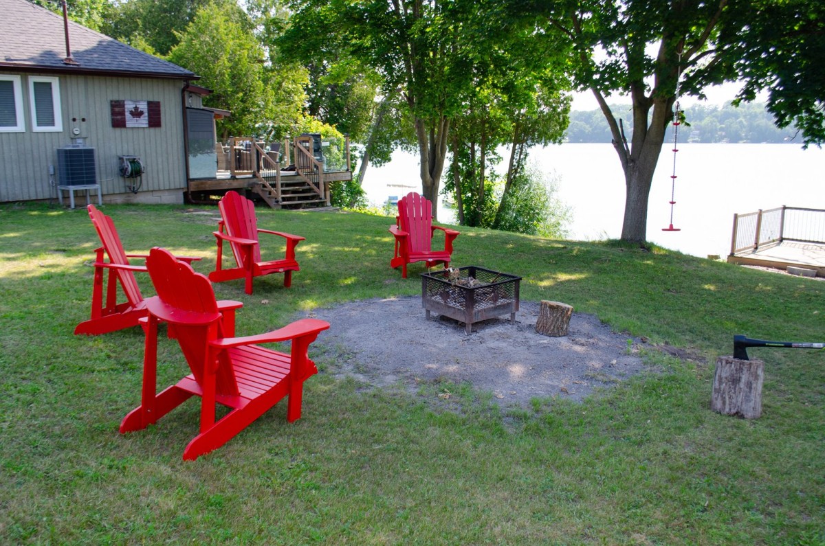 Firepit overlooking Little Lake
