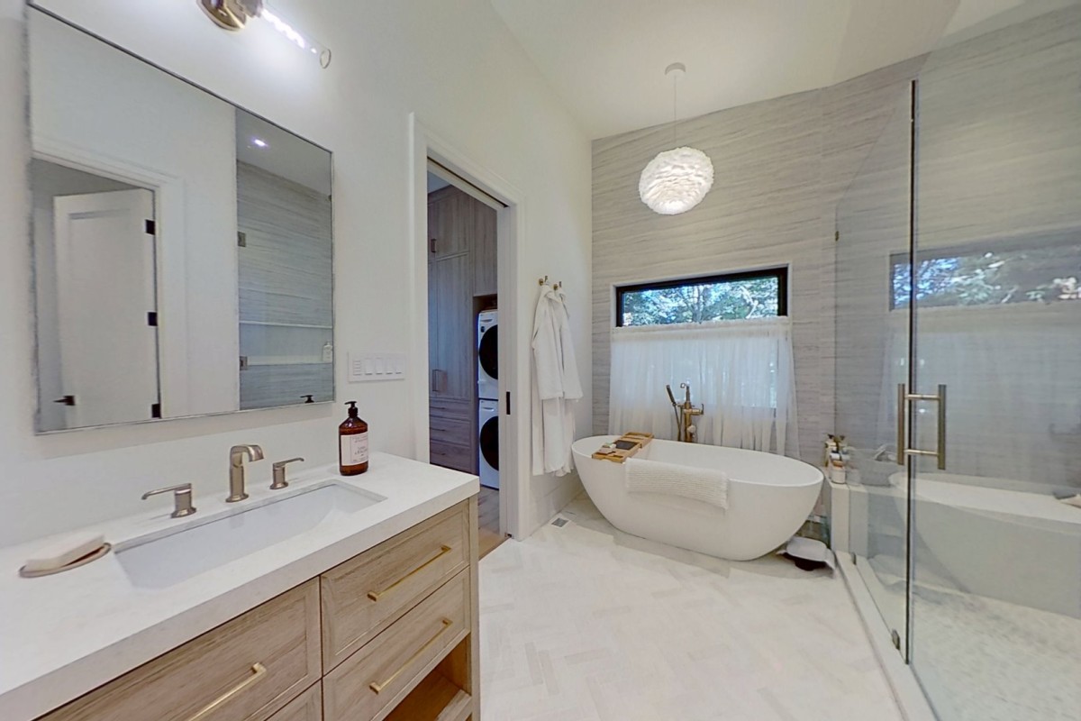 Primary Ensuite