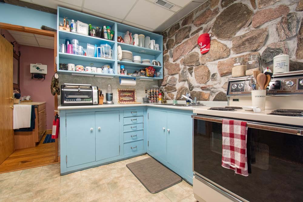 Cottage rentals with private kitchen