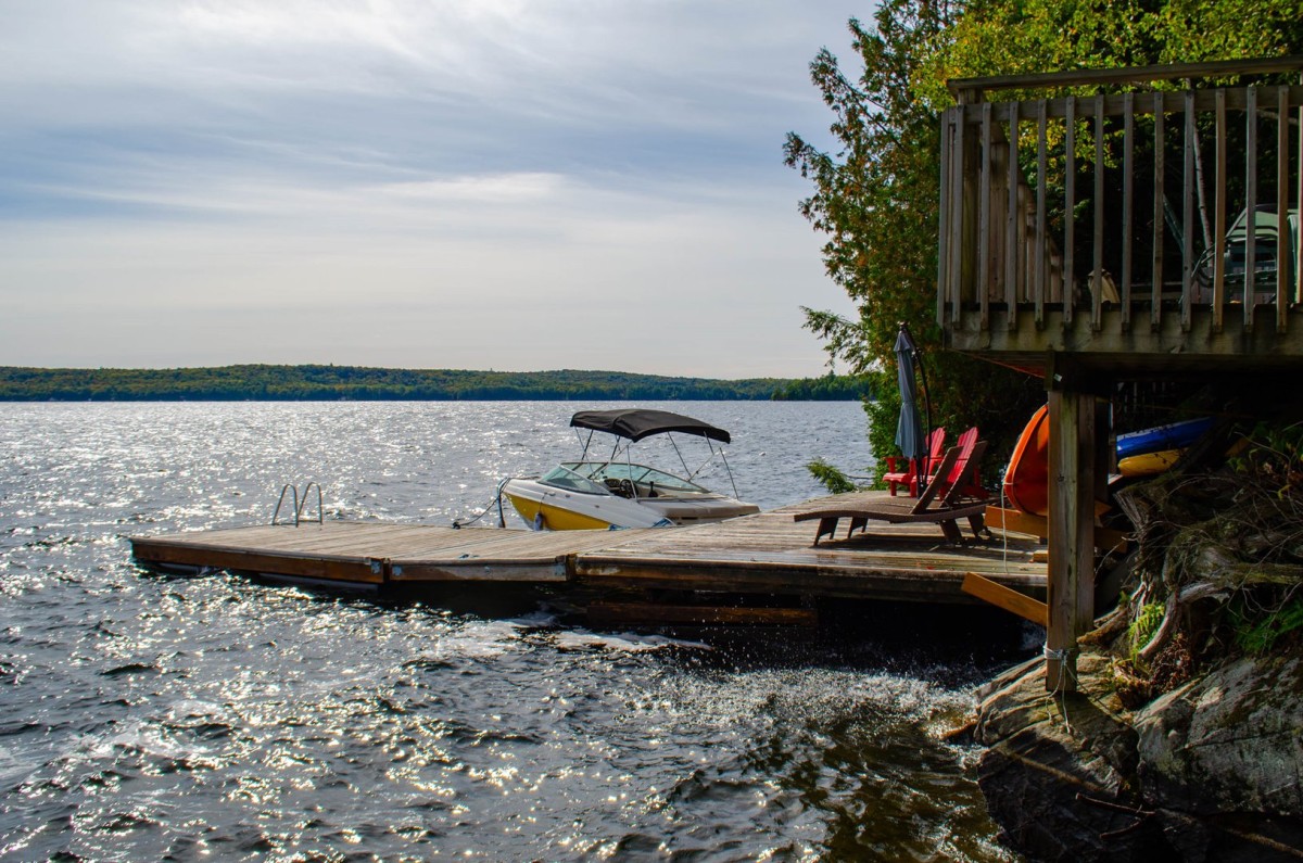 Dock & View to the Right