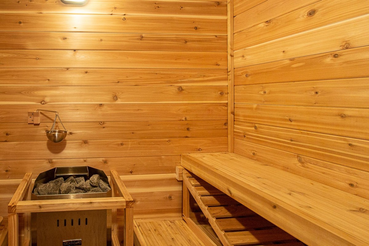 Sauna in Garage - right side