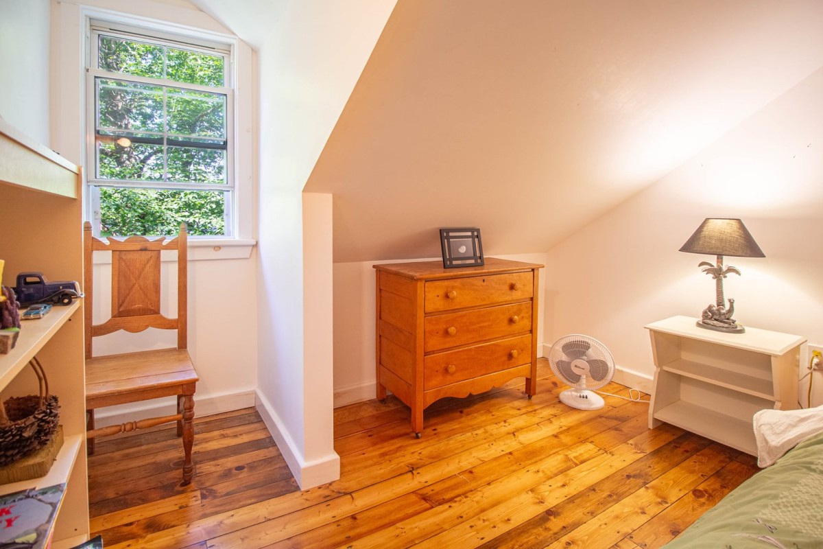 Bedroom 1 - Bunks (Twin over Double)
