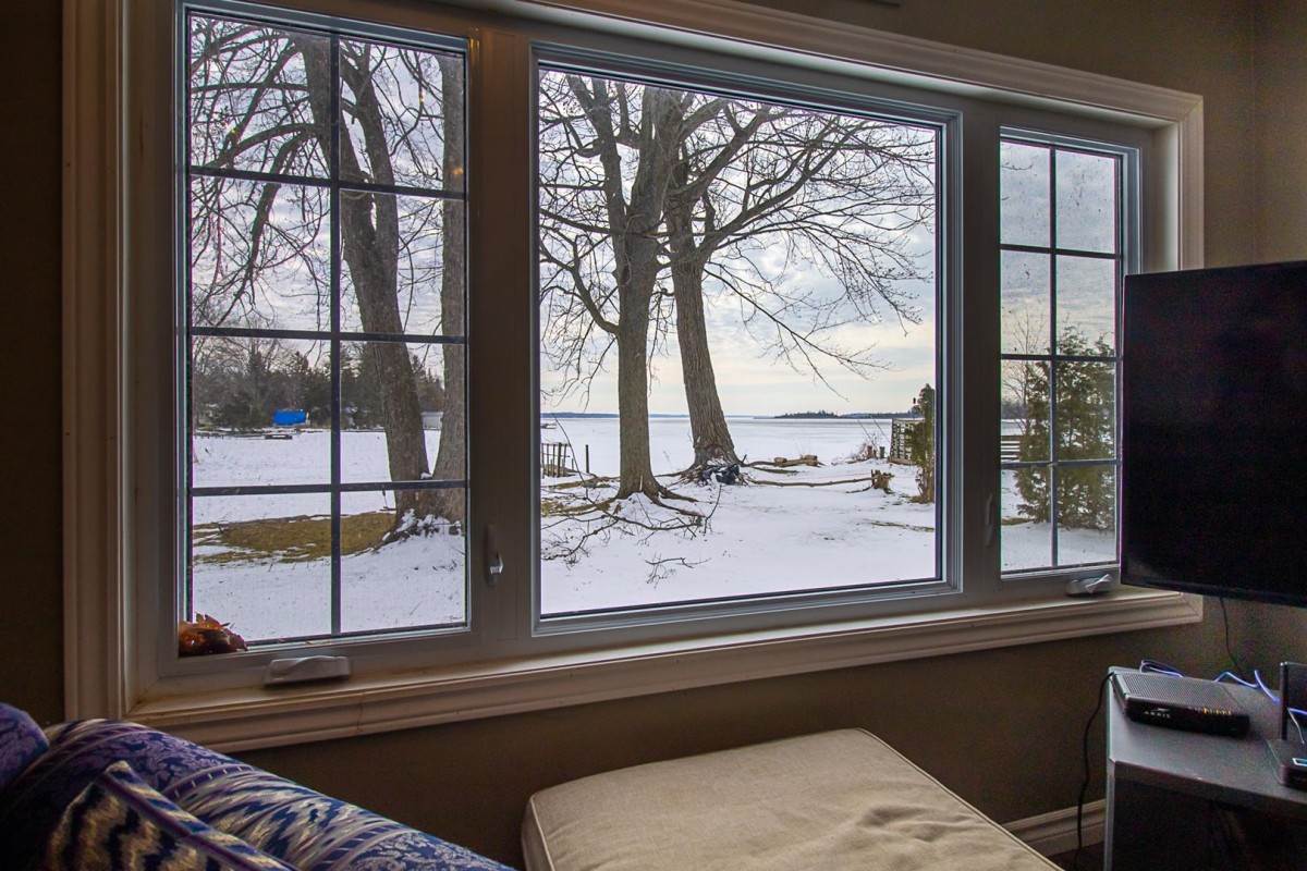 Living Area with a Stunning View of Lake Sturgeon