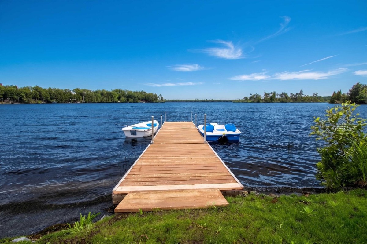 Waterfront Fun on Belmont Lake