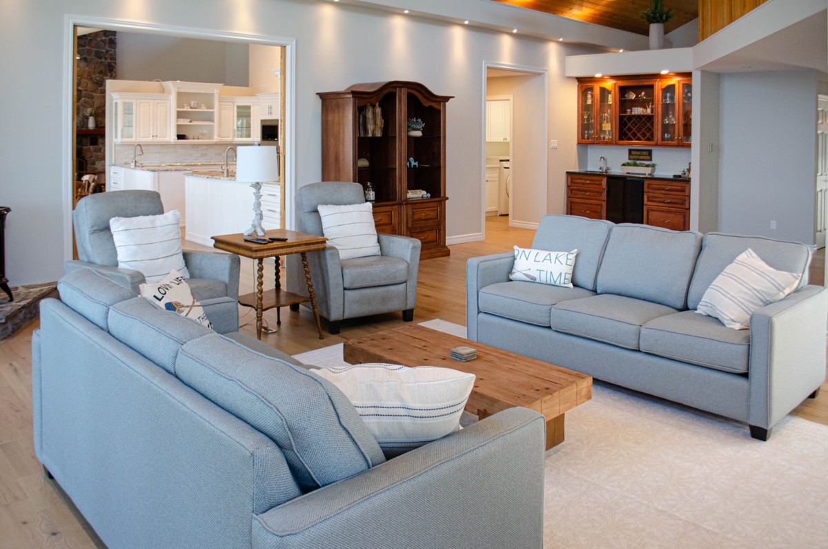 Family room looking into kitchen and bar area
