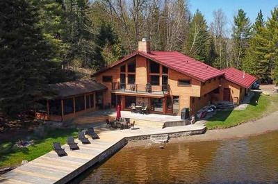 Pet-Friendly Cottage Rentals in Ontario – No Pet Fees! | CottageLINK Rental  Management