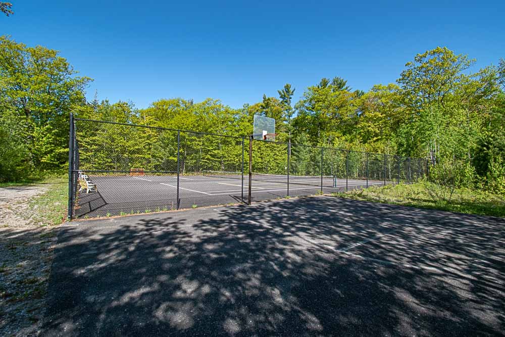Nearby Public Basketball/Tennis/Pickleball