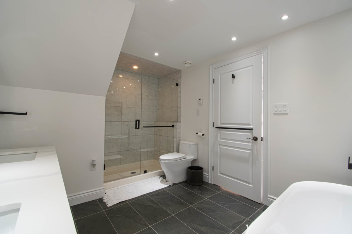 Primary Ensuite
