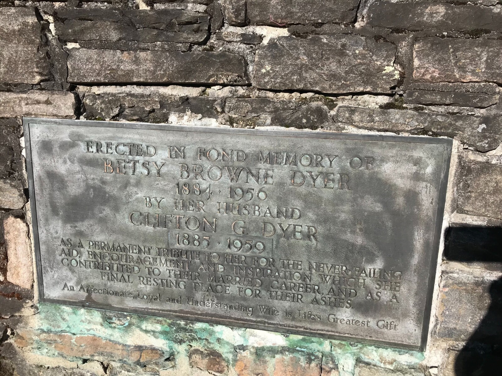 Dyer memorial in Huntsville