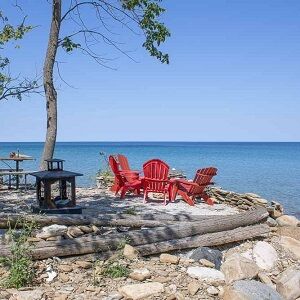 Georgian Bay on the Rocks is offering an end of summer promo