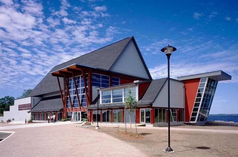 Exterior view of the Charles W. Stockey Centre, Parry Sound